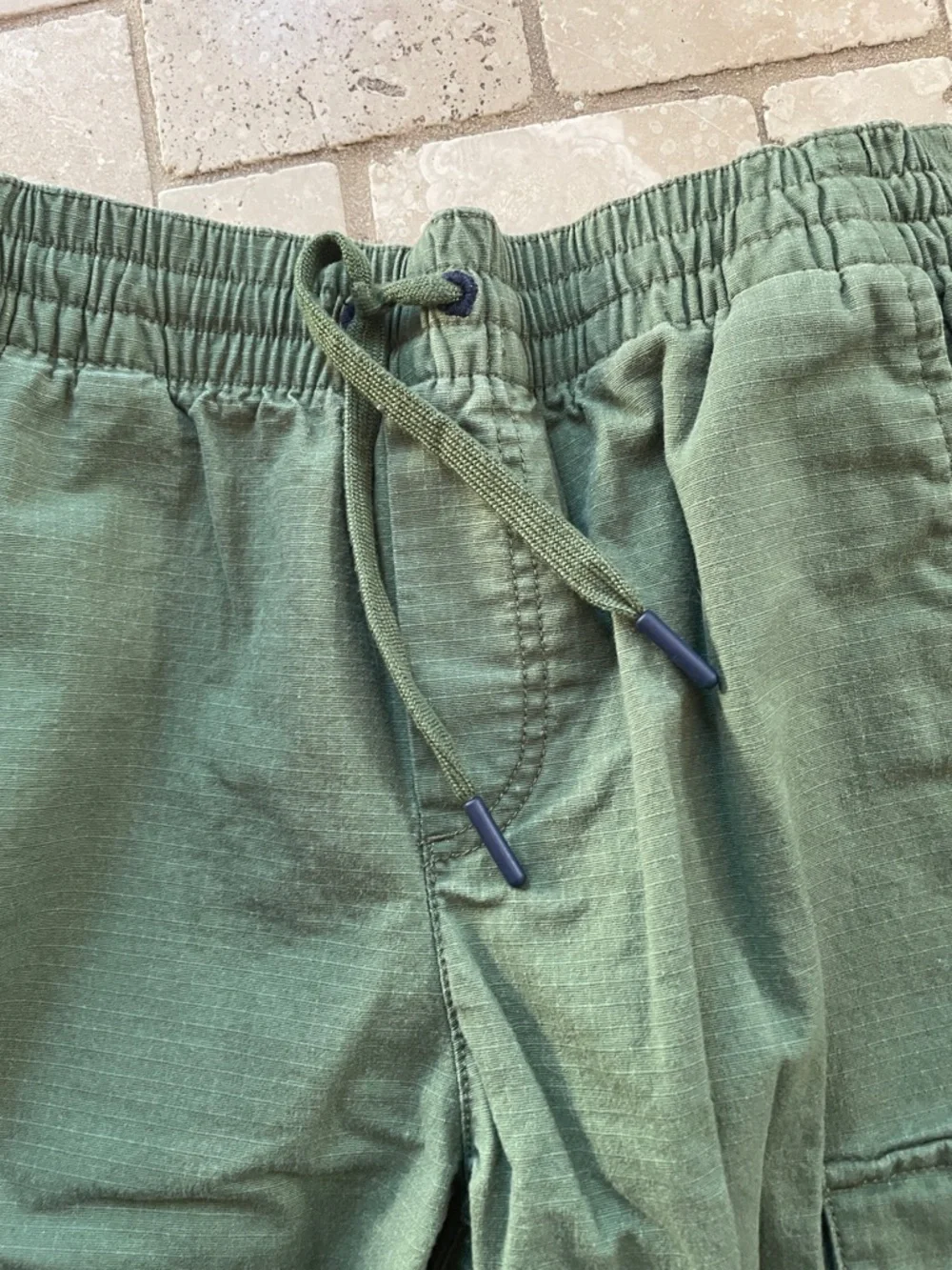 Vineyard Vines Boys Olive Green Cargo Pants - Drawstring Waist Pull On Small
